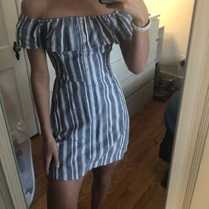 Hollister stripper button up dress